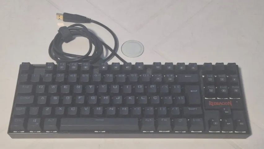 Teclado Redragon e Switches