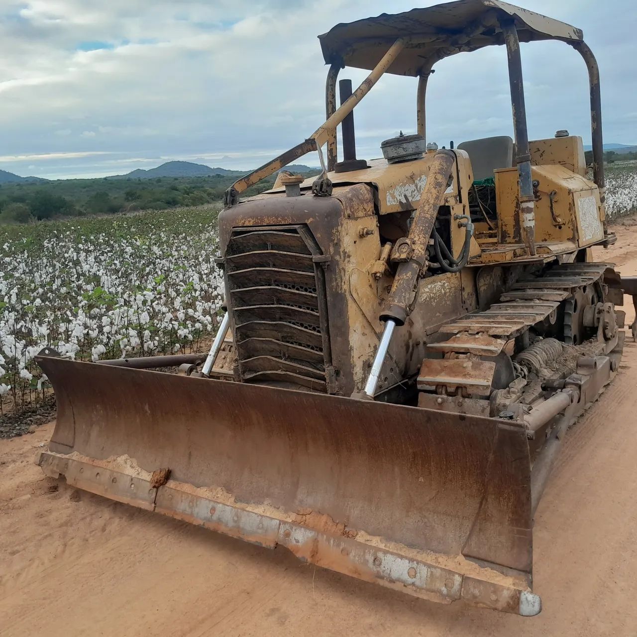 CAT D4E série 76W  - Foto 4