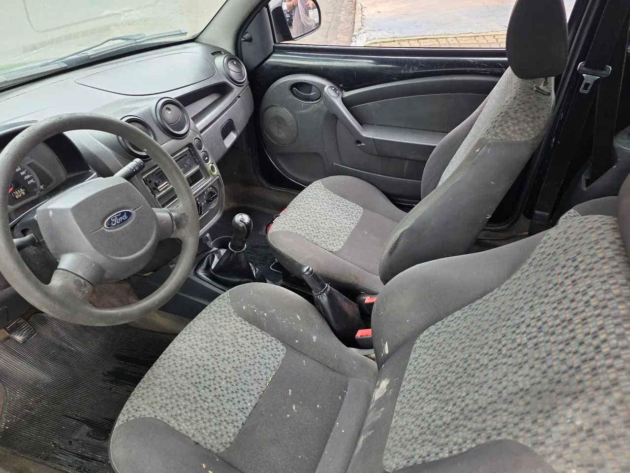 Ford Ka 1.0 8V/1.0 8V ST Flex 3p, foto 7 de 11