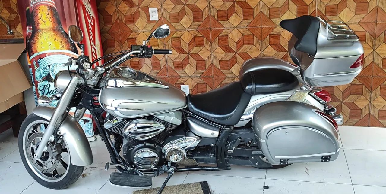 Vendo moto Yamaha midnight 950 ano 2013