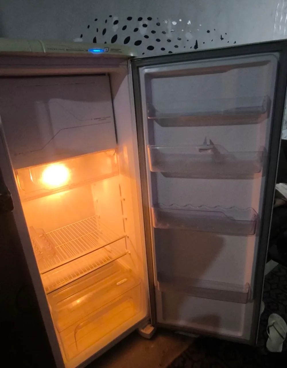 GELADEIRA ELECTROLUX 322L - Foto 3