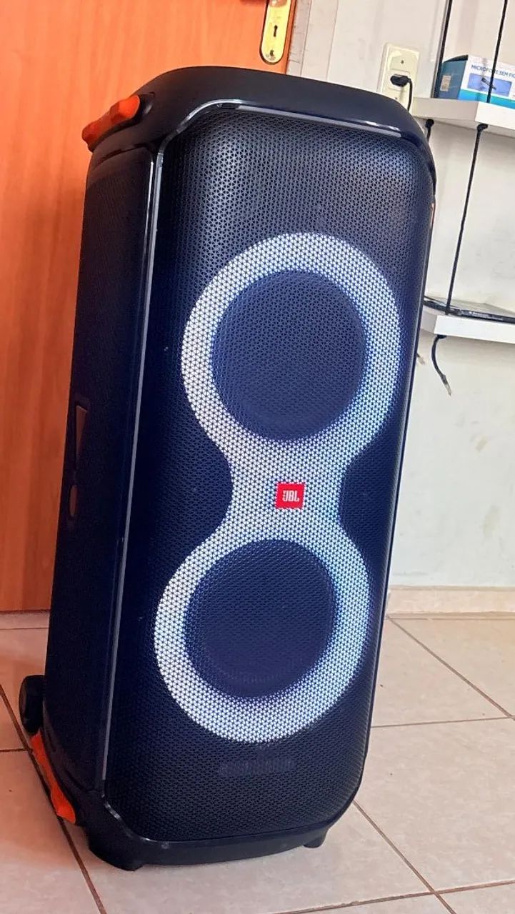 JBL PARTYBOX 710 800W Seminova + MICROFONE  - Foto 4