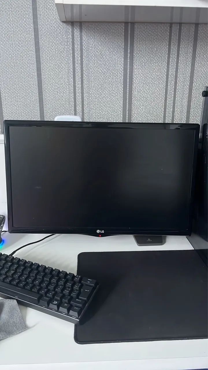 Monitor 24p LG