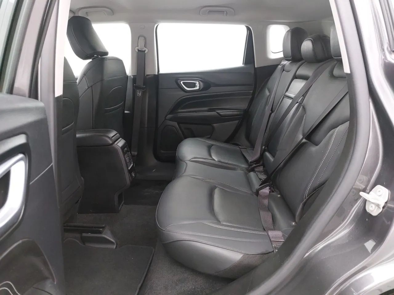 Jeep Compass LONG. T270 1.3 TB 4x2 Flex Aut., foto 17 de 18