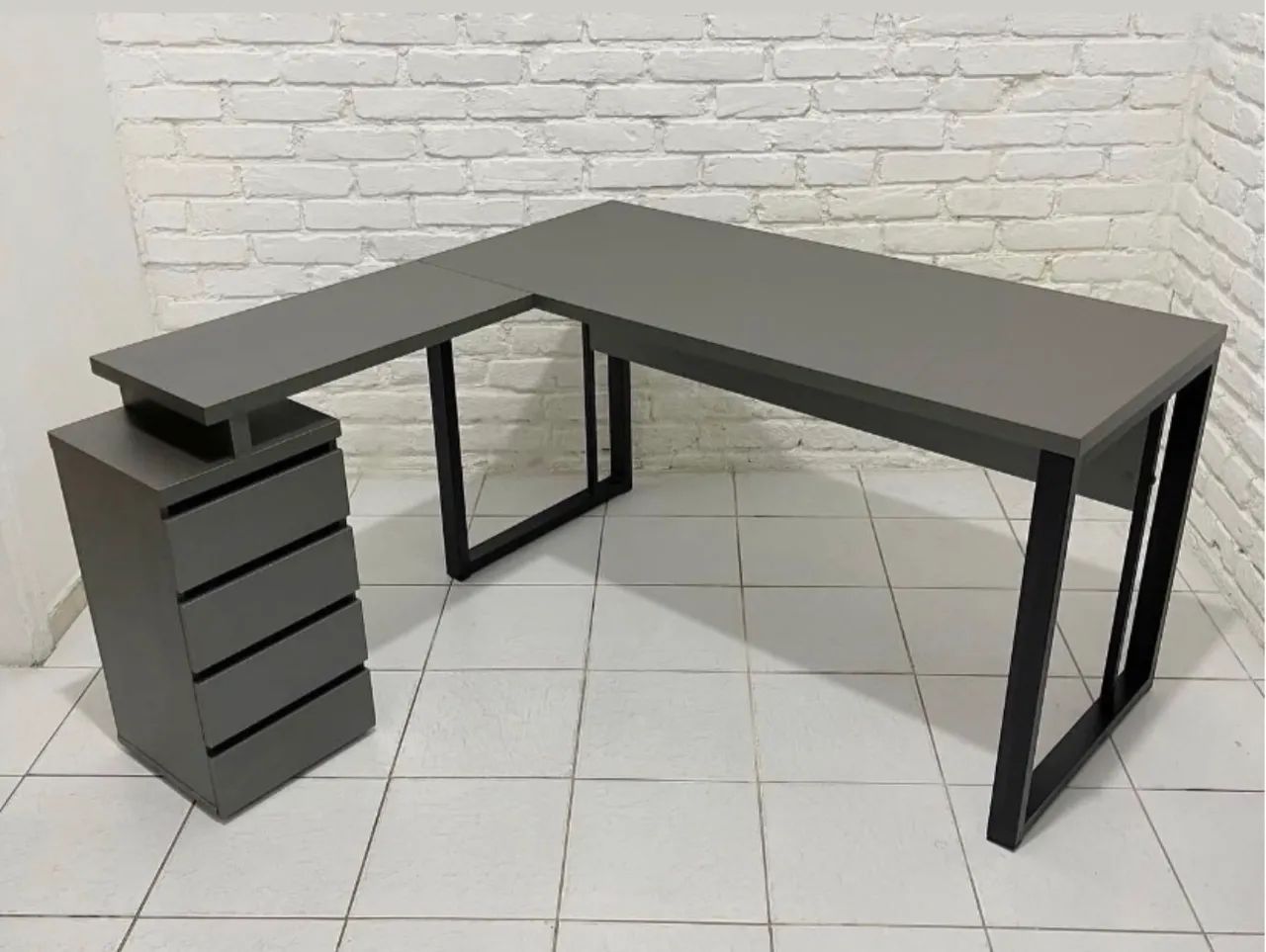 MESA HAPPY PARA ESCRITÓRIO 