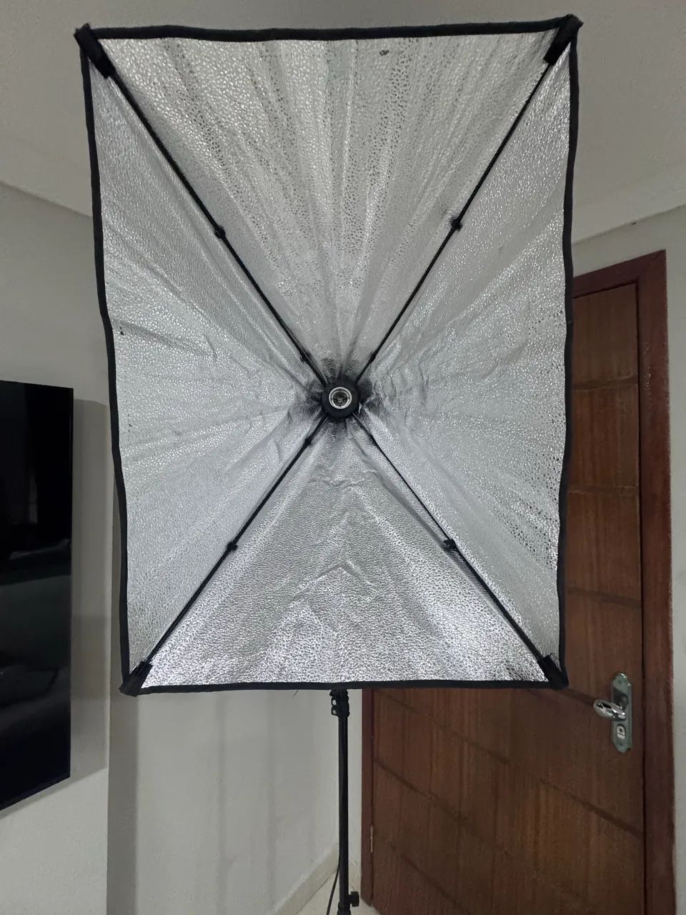 Softbox de Luz Contínua com Tripé - Foto 5