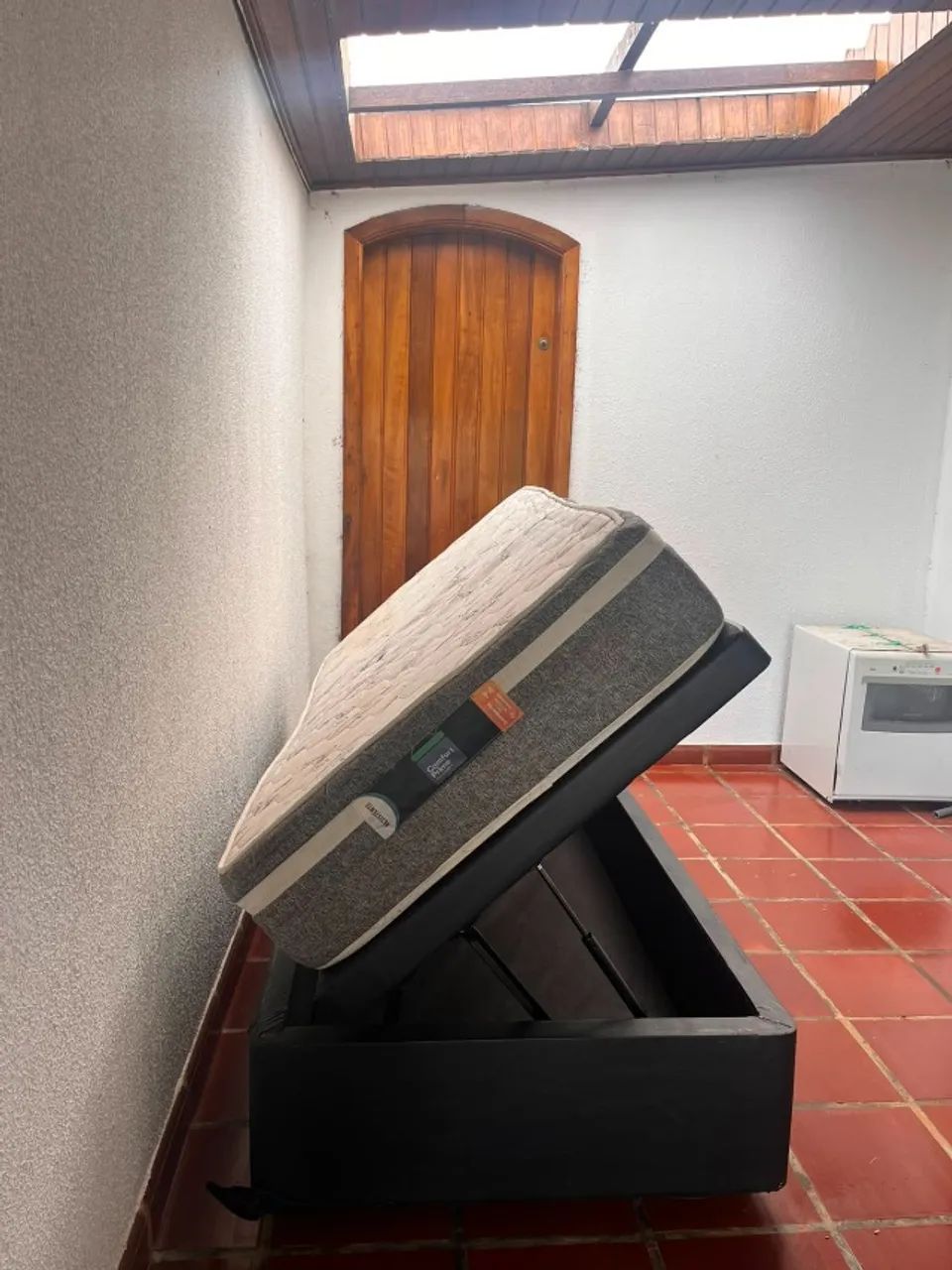 Cama Box Solteiro com Baú em Ótimo Estado - Foto 4