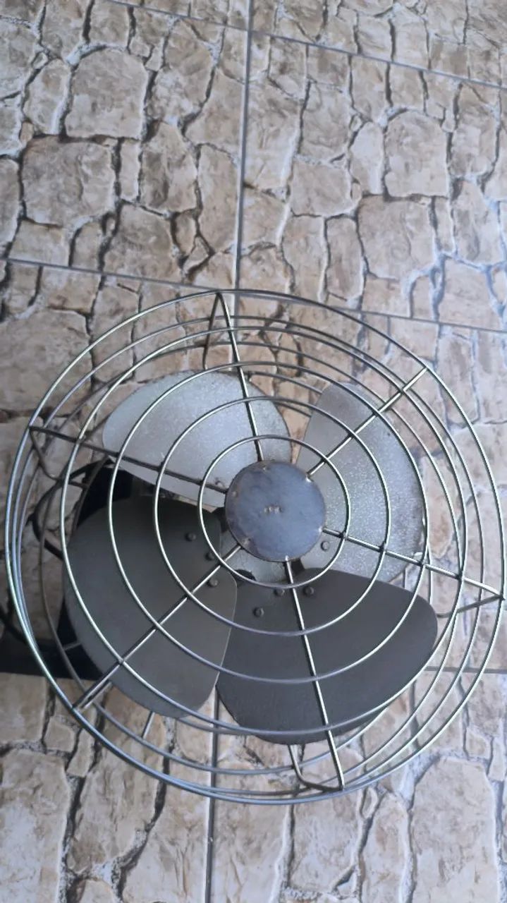 Ventilador  furacão.
