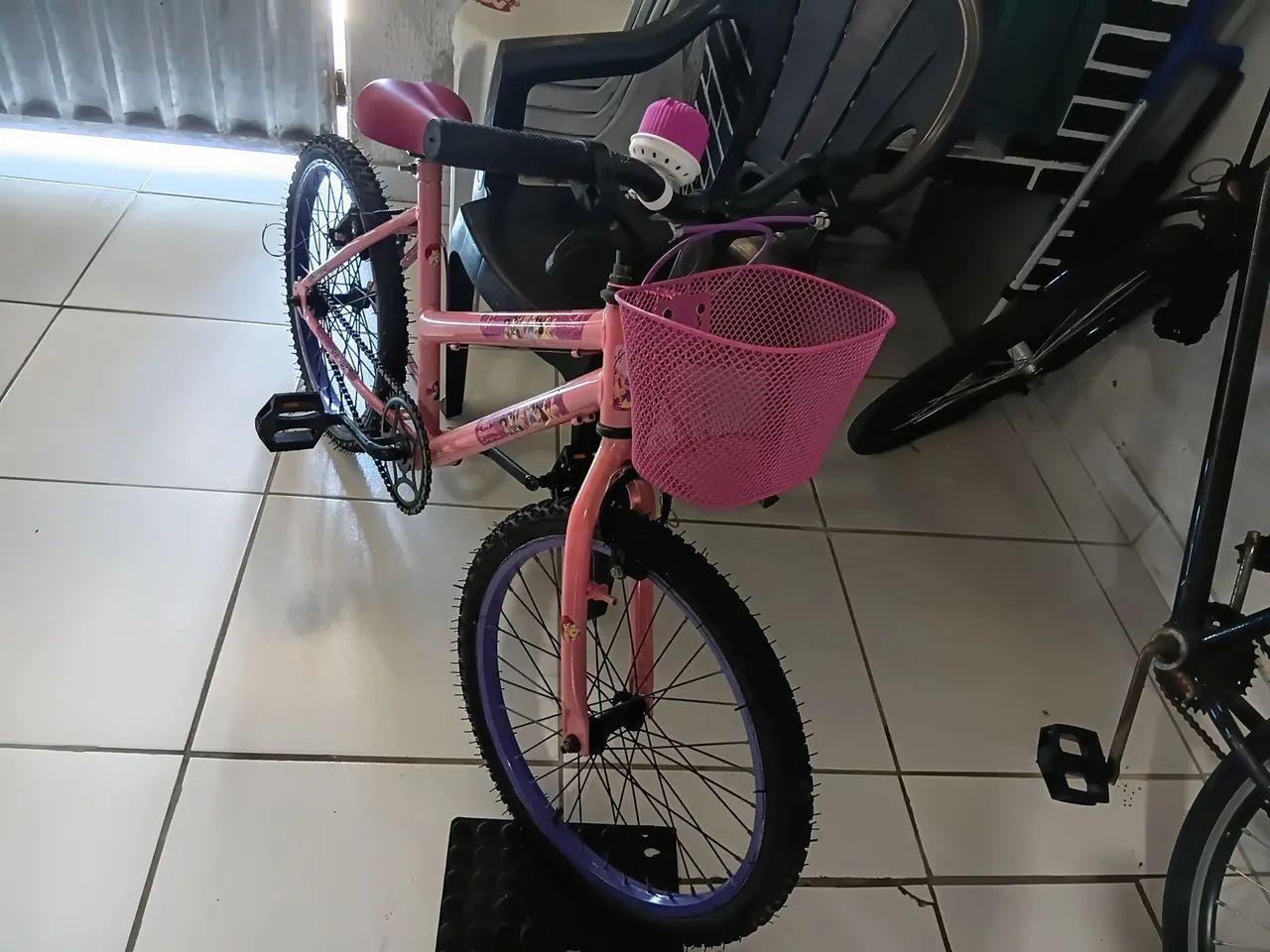 Vendo bicicleta aro 20 infantil  - Foto 3