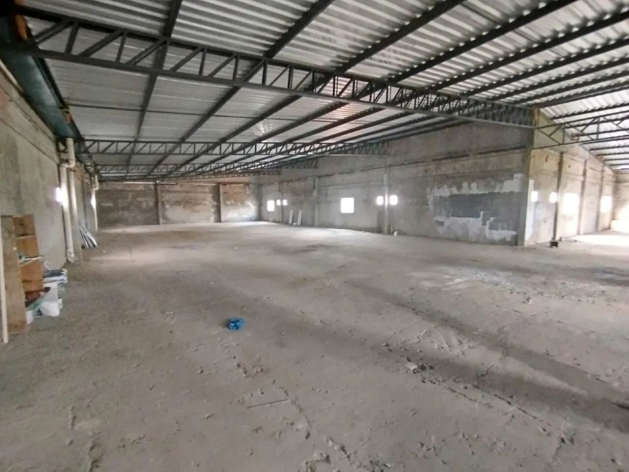 Sala Comercial Ampla Próxima à Av. Nossa Senhora de Fátima! - Foto 2