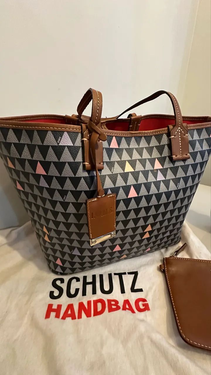 Bolsa Schutz Premium + Necessaire removível  - Foto 4