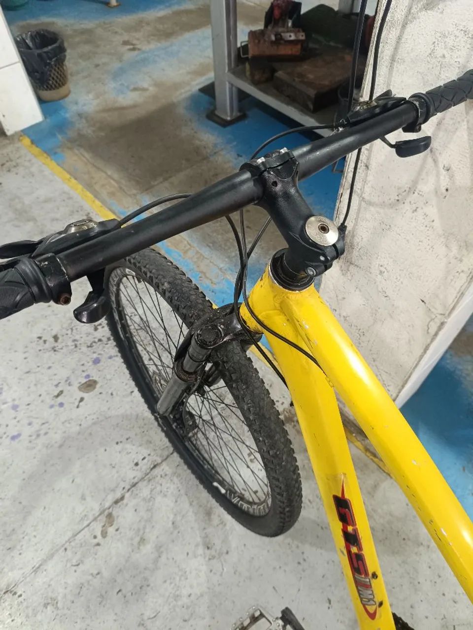 Bicicleta aro 26 Amarela  - Foto 5