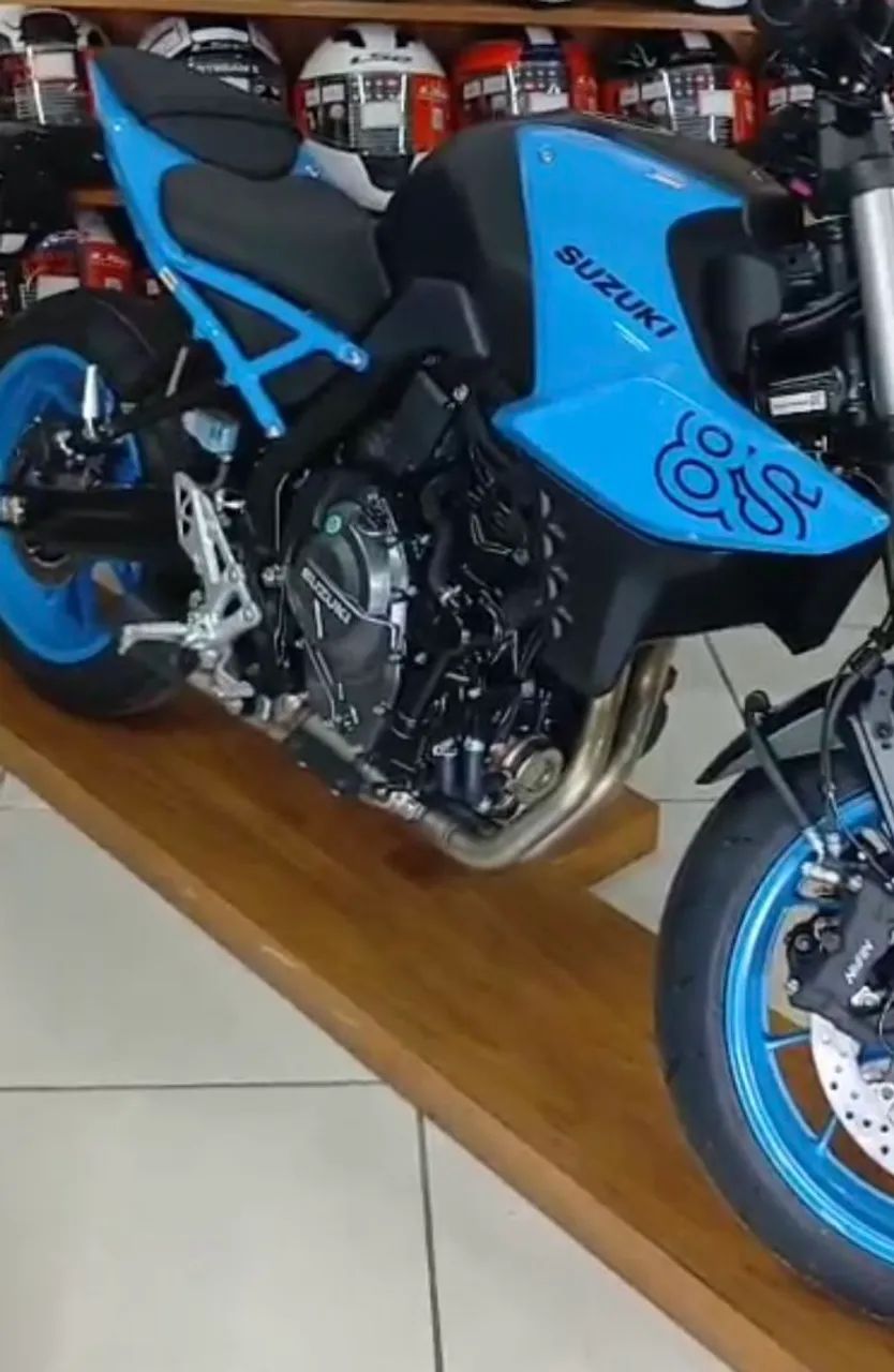 Suzuki GSX8S   zero 0 km - Foto 4
