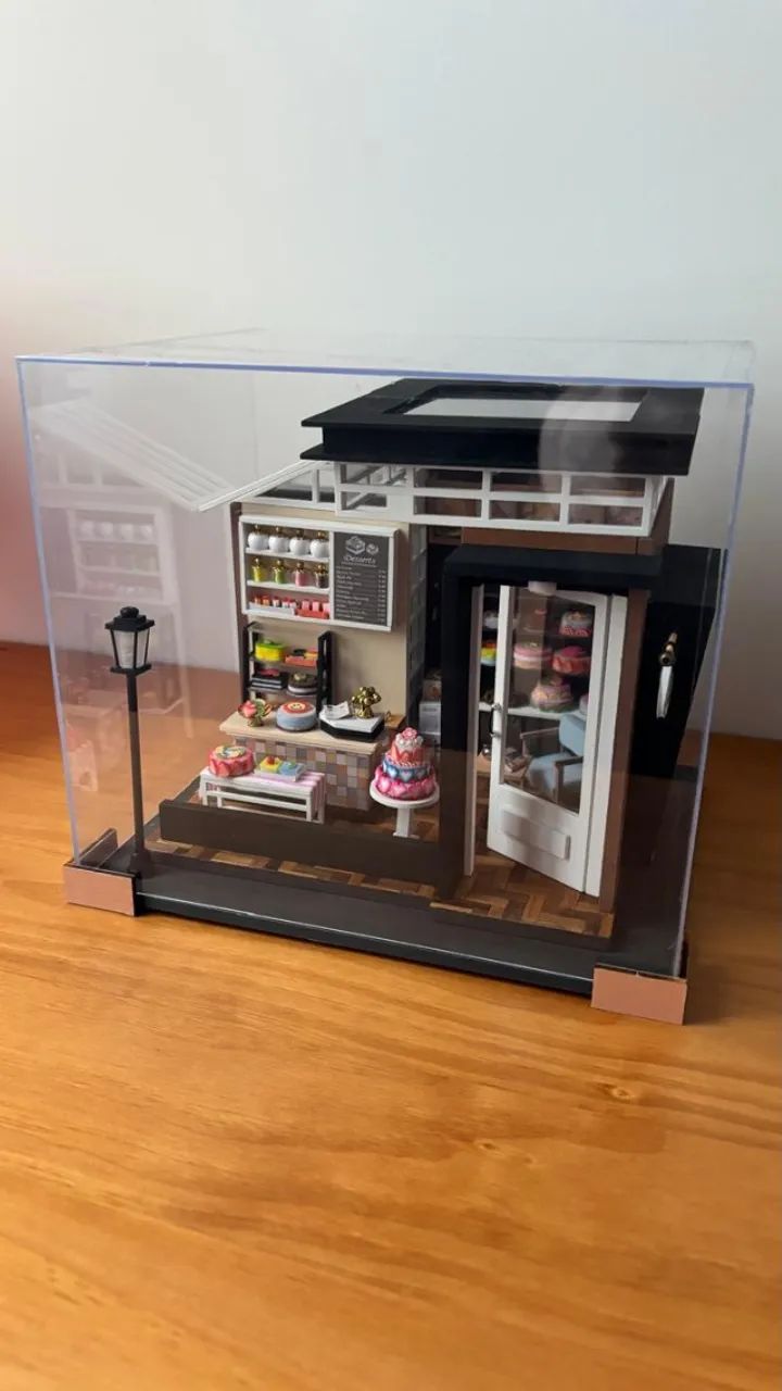 Miniatura Confeitaria Decorativa com LED