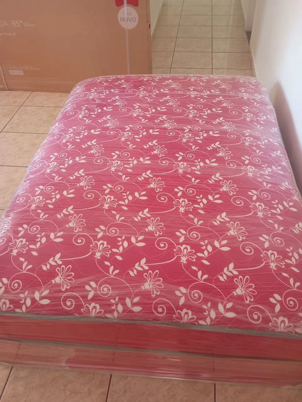 vendo cama box casal nova 