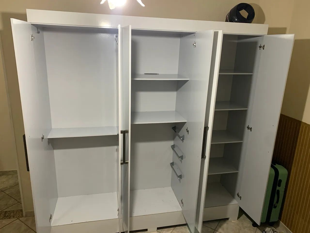 Guarda roupa casal 