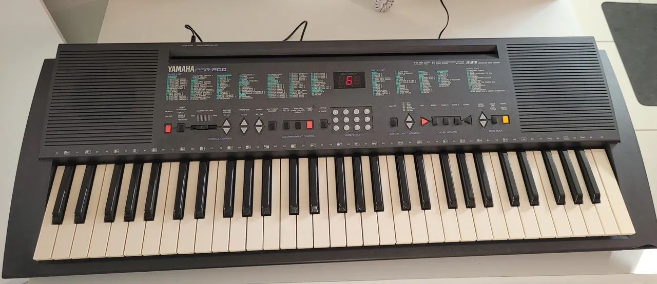 Teclado Yamaha PSR 200 61 Teclas