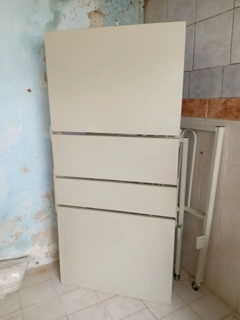 Cama  hospitalar articulada