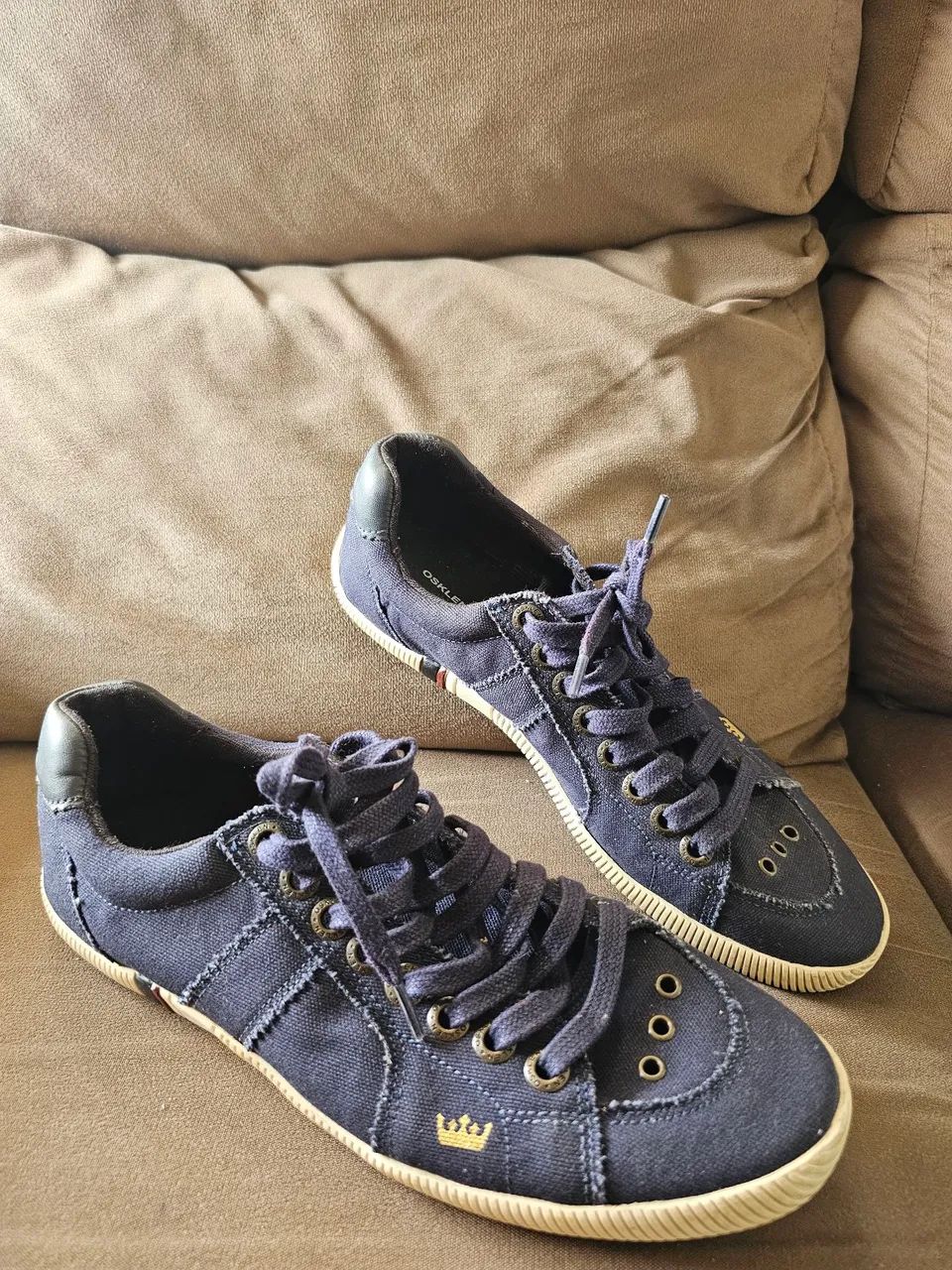 tenis osklen azul marinho 39 - Foto 2