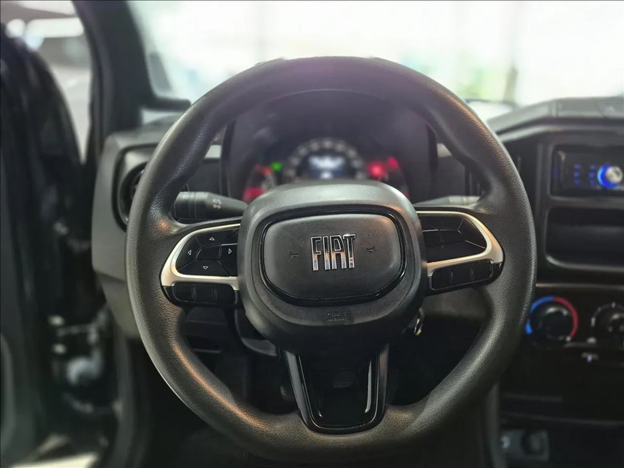 Fiat Strada Freedom 1.3 Flex 8V CD, foto 11 de 15
