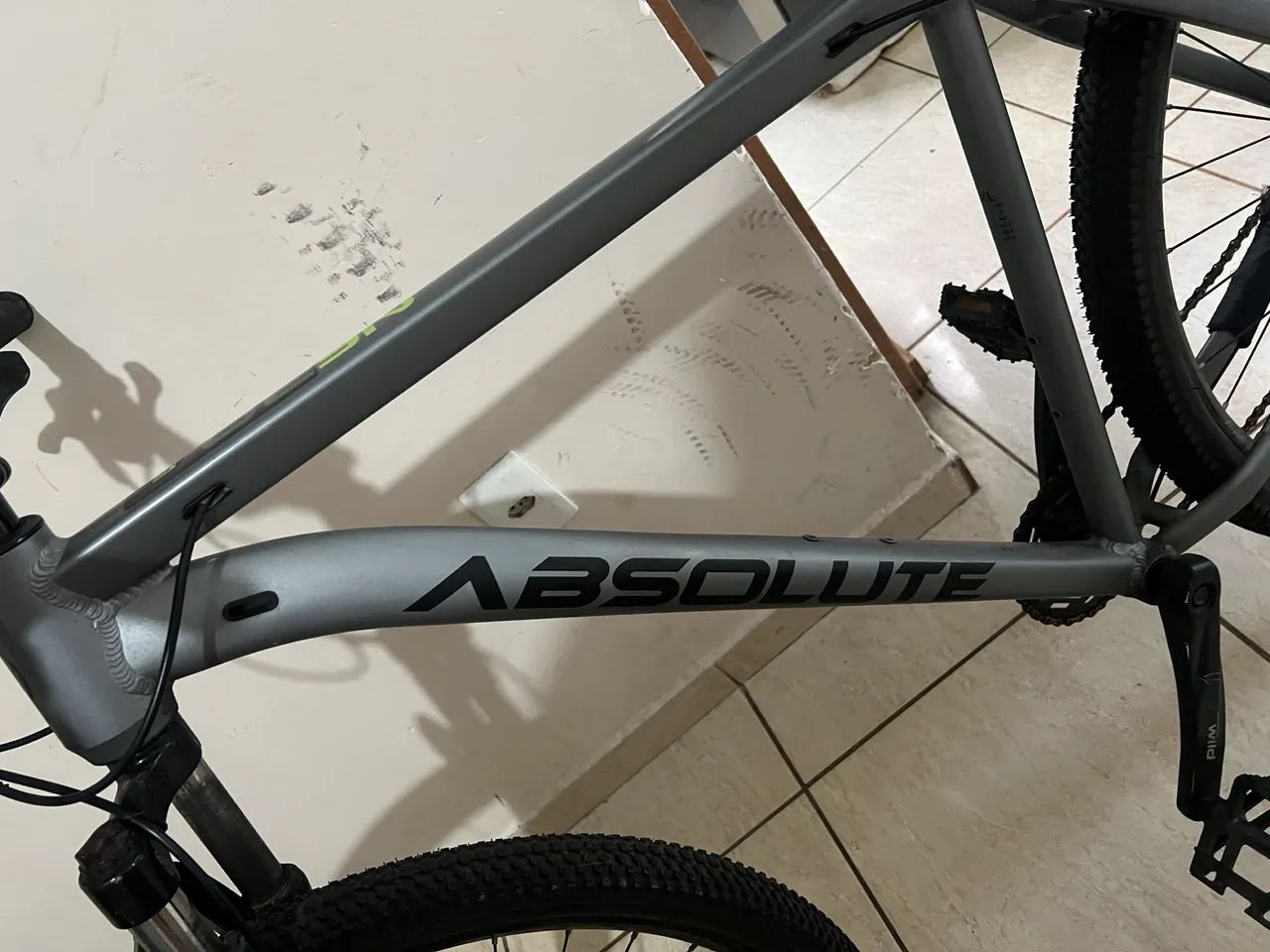 Bicicleta a venda com Xbox 360 de brinde 