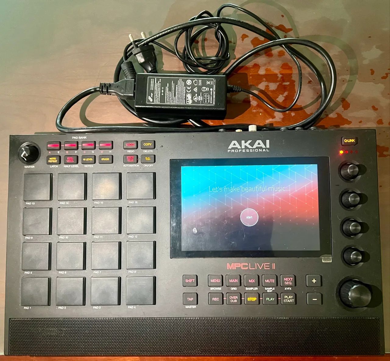 Akai MPC Live ll - Foto 2