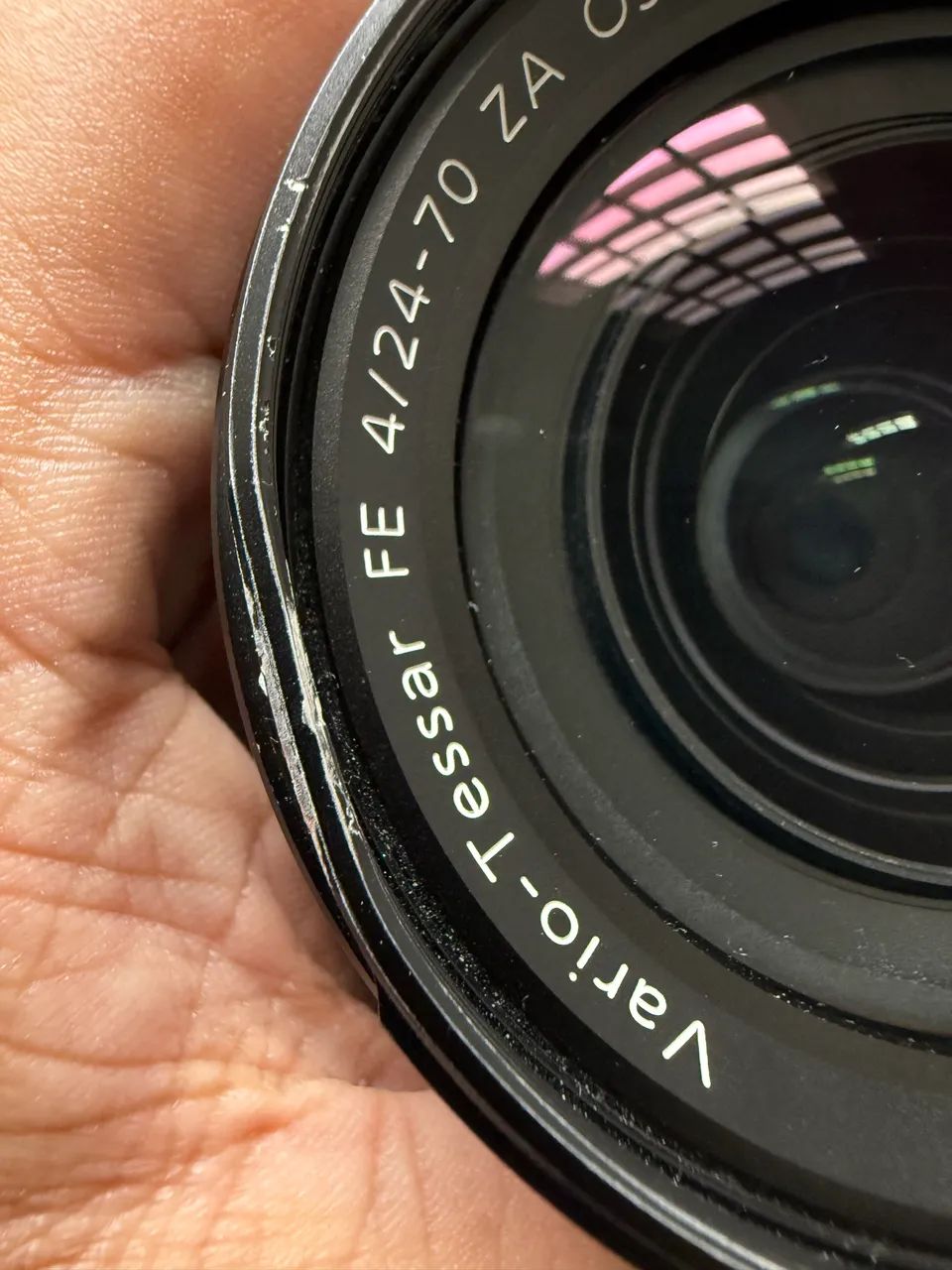 Lente Sony Zeiss 24 70 F4 - Foto 3