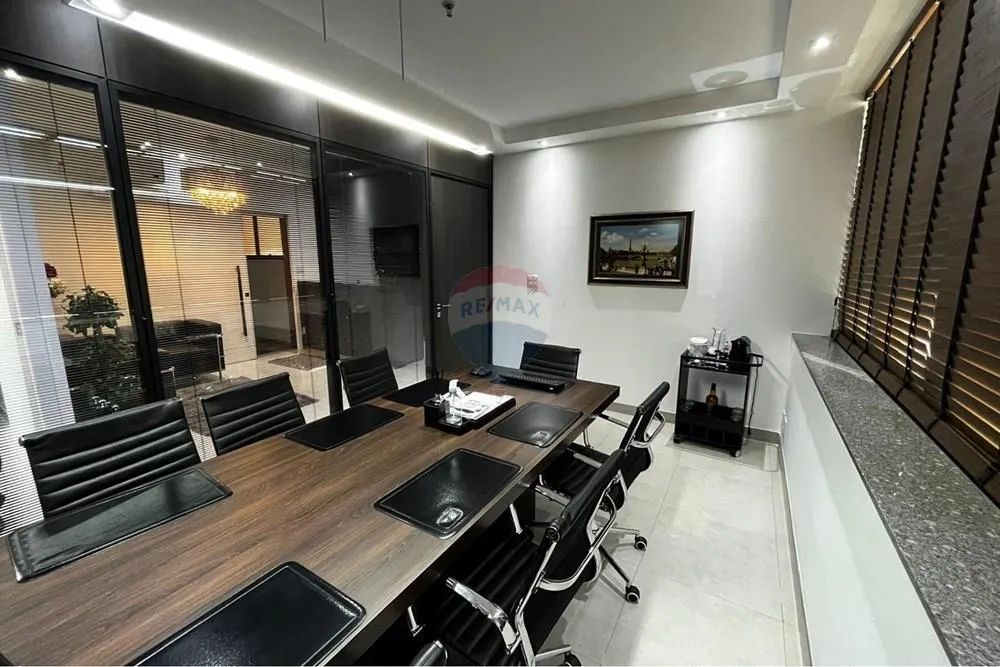 Sala Comercial reformada no Centro de Ribeirão Preto