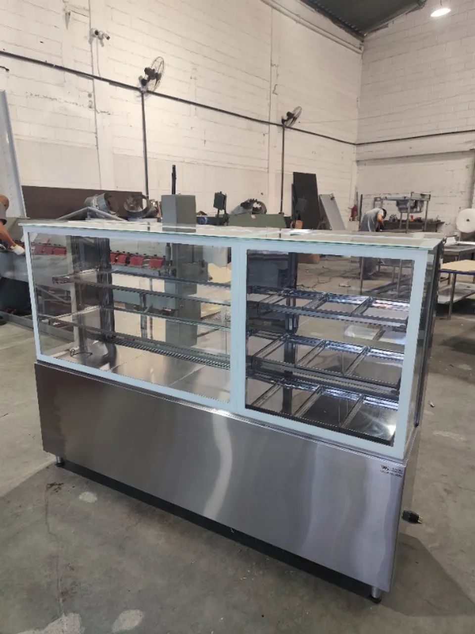 Vitrine fria expositora em inox para balcão comercial, 120×60×125 cm