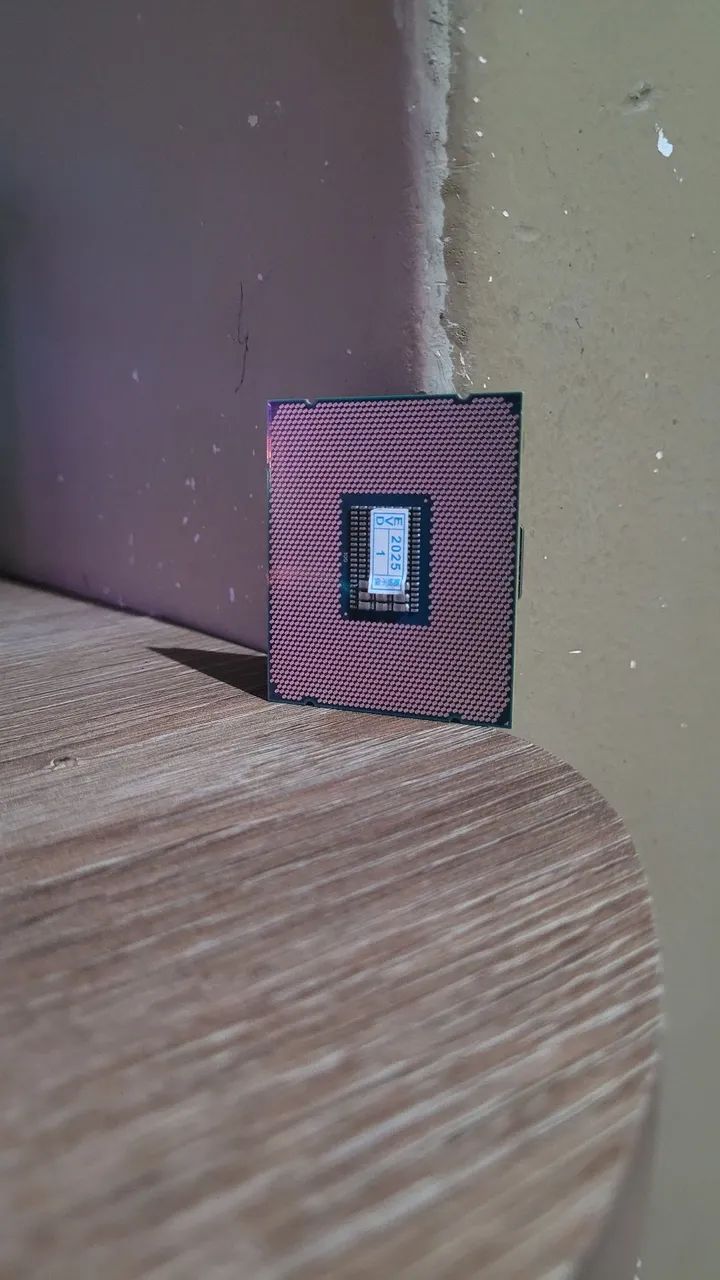 Xeon E5-2630 v4 - Foto 2