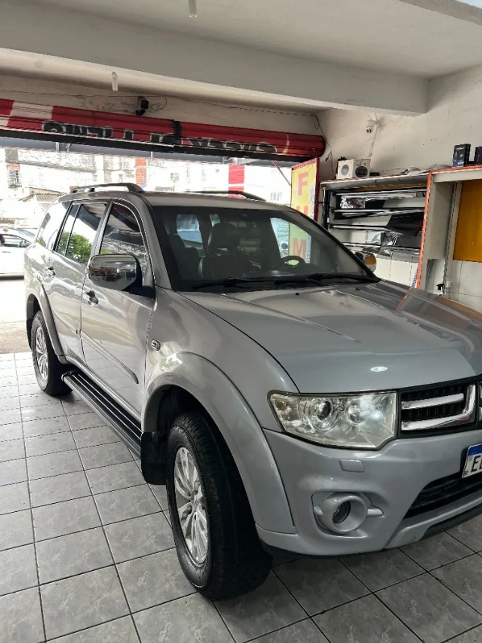 Mitsubishi Pajero 2014