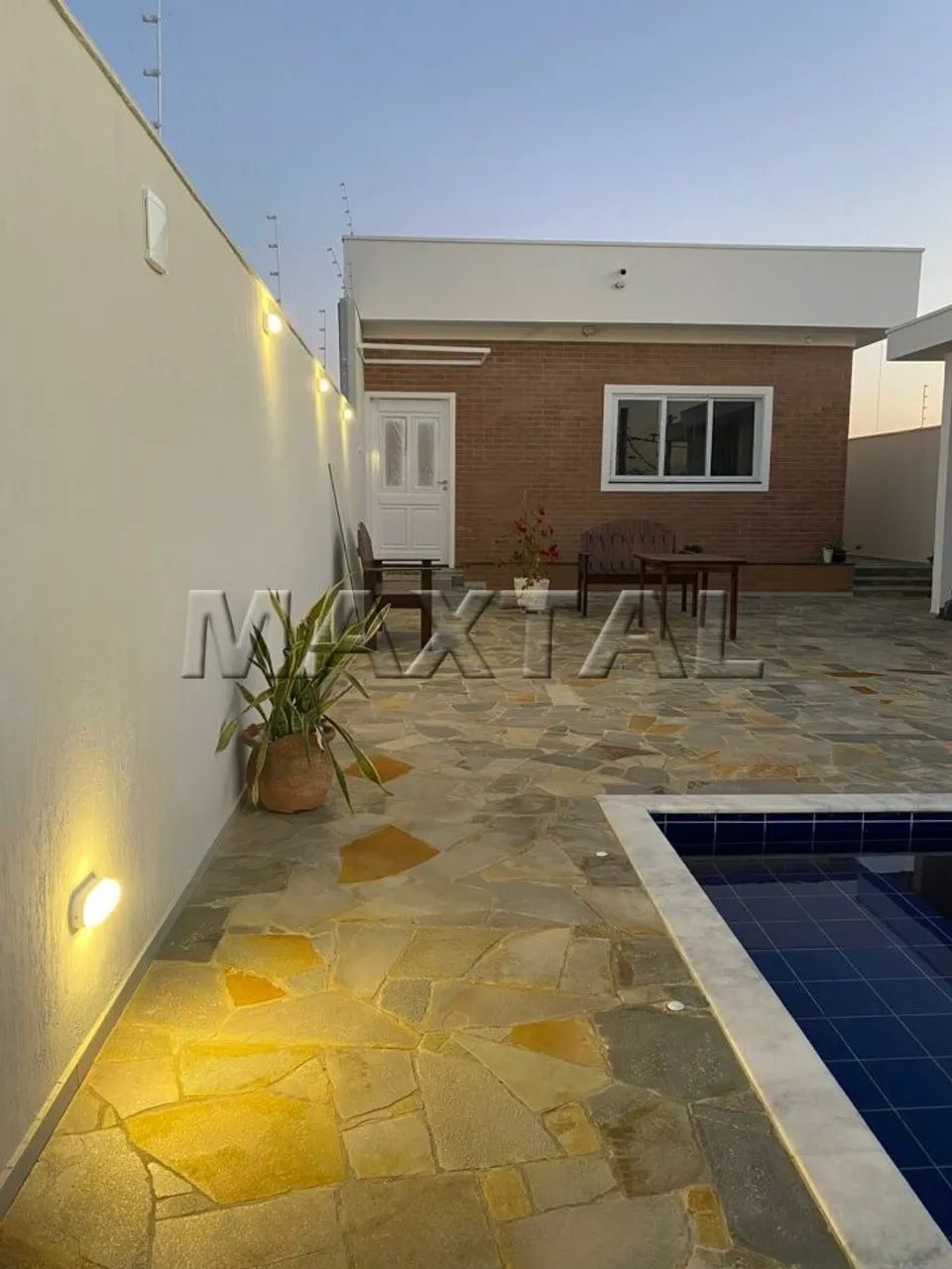 Casa Térrea 3 Quartos Suíte Master com Piscina, Residencial Vitória! - Foto 2