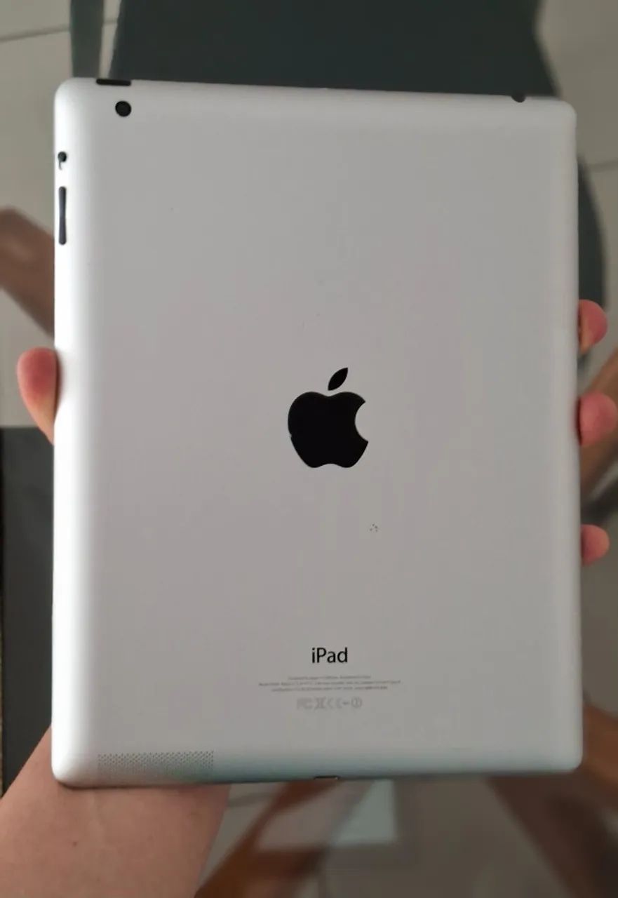 Apple iPad 4ª Geração 16GB, Wi-Fi, 9,7 polegadas, Preto - Foto 3
