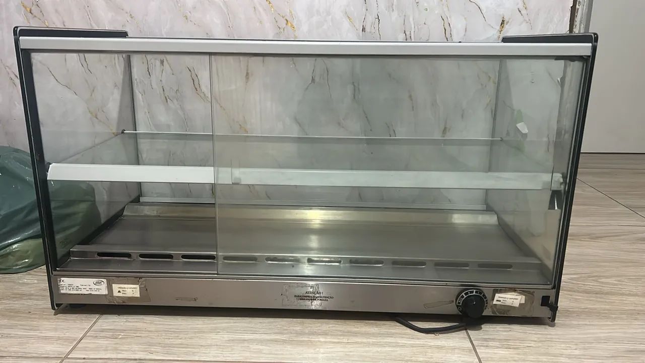 Vendo vitrine 1 metro
