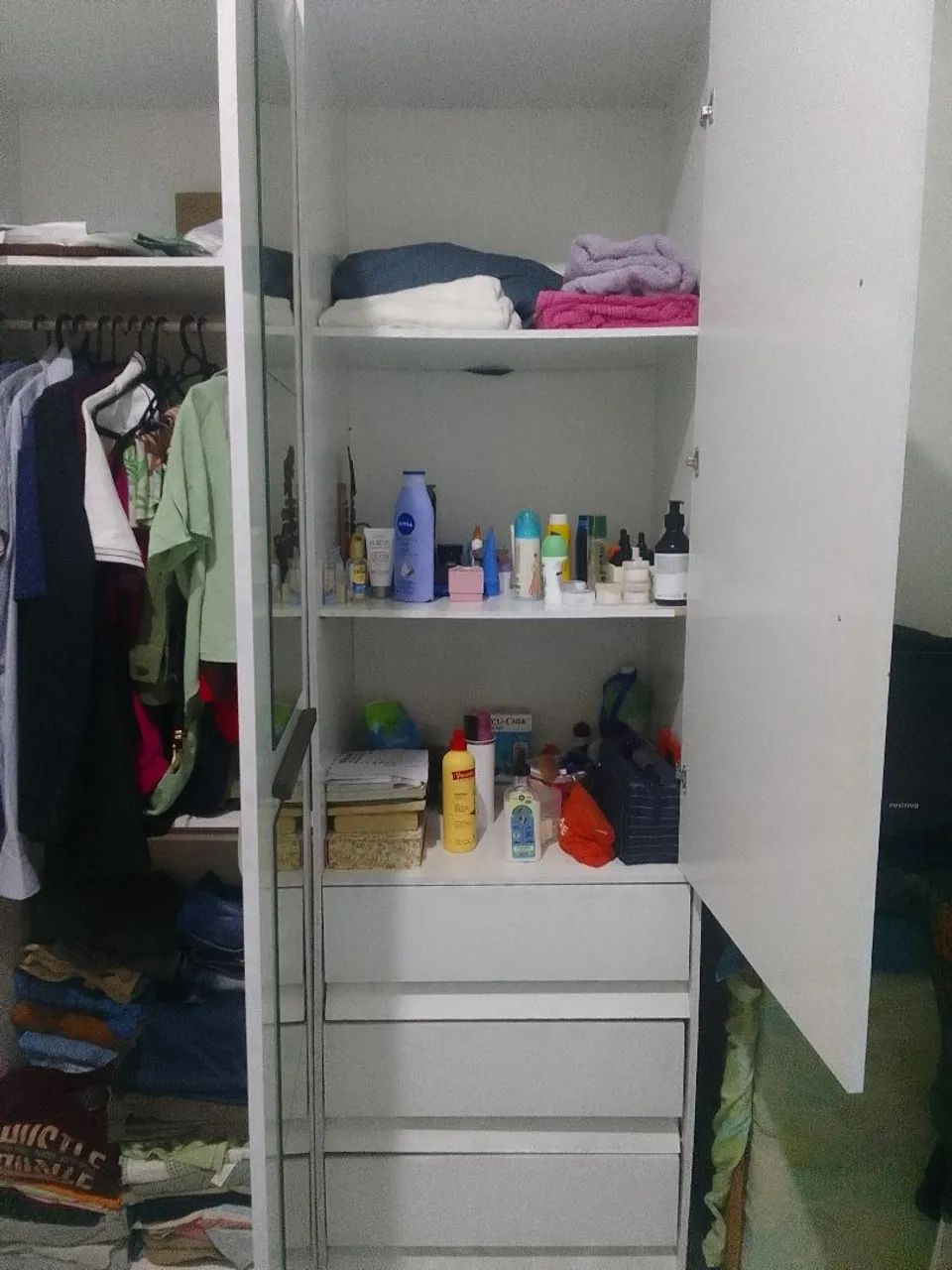 Guarda roupa com espelho consevado - Foto 4