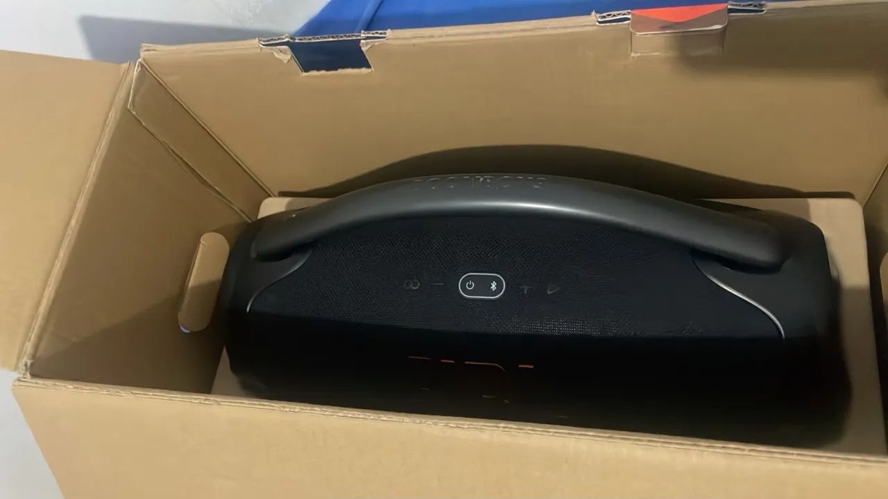 Bombox 3