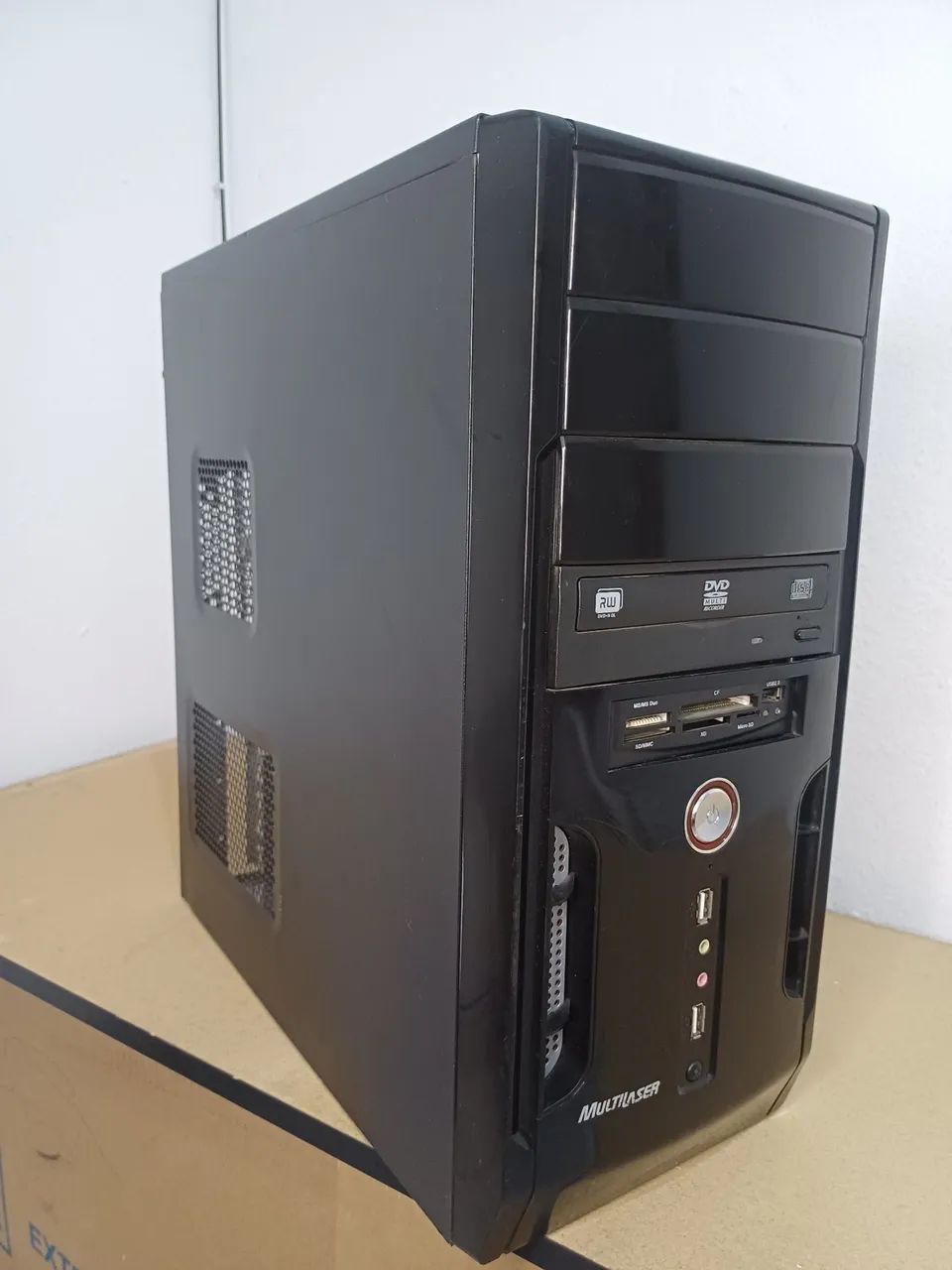 Computador i3 8100 8GB Ram DDR4 com Ssd.