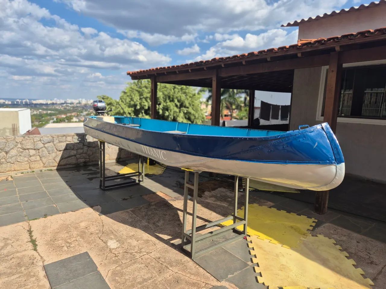 Barco 5 mts e motor 5hp - Foto 2
