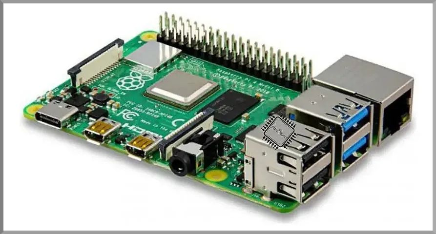 Mini computador Raspberry Pi 4 B com 4GB de memória RAM Lacrado