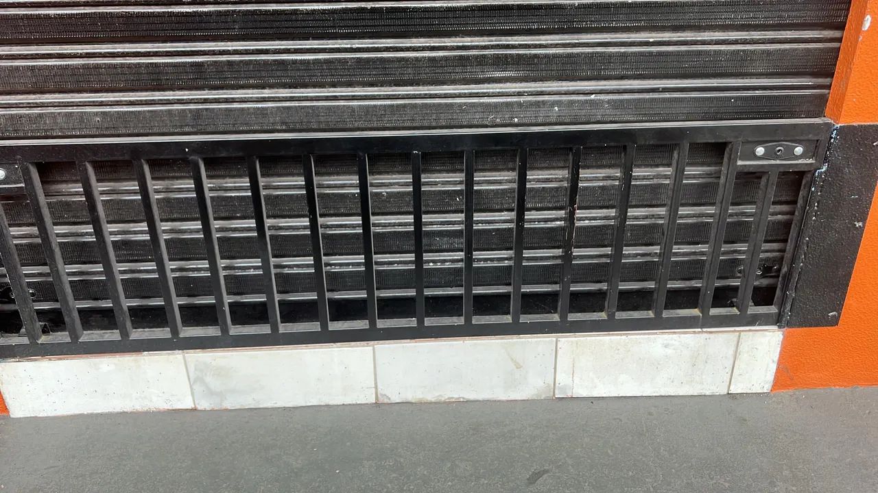 IRON SECURITY GRILL FOR COMMERCIAL USE