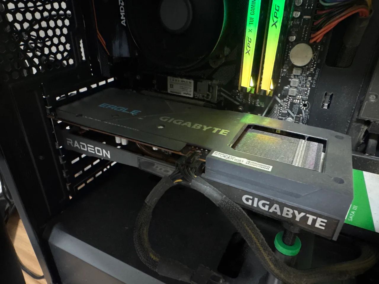 RX 6600 8gb Eagle Gigabyte  - Foto 2