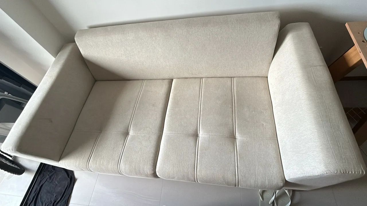 Sofá de linho vendo por 2.400,00 comprado por 3.800,00 - Foto 2