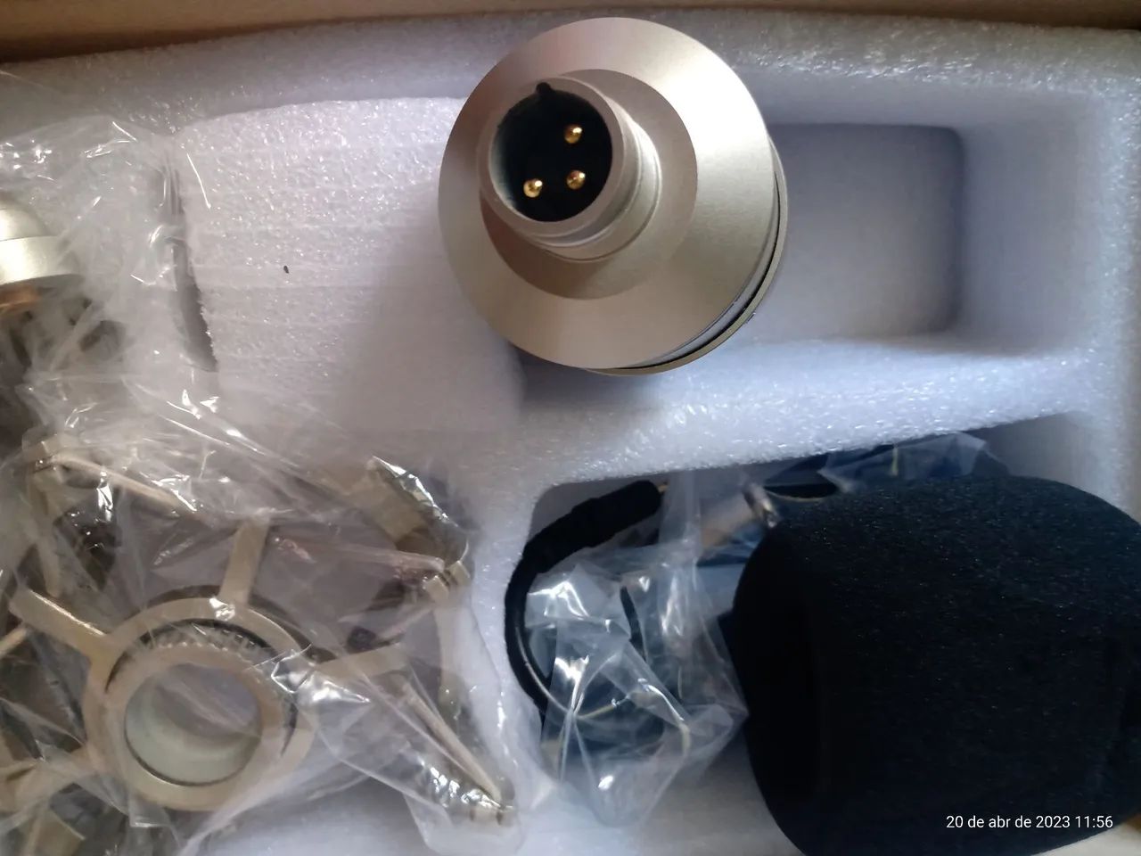 Microfone Condensador Profissional  - Foto 4