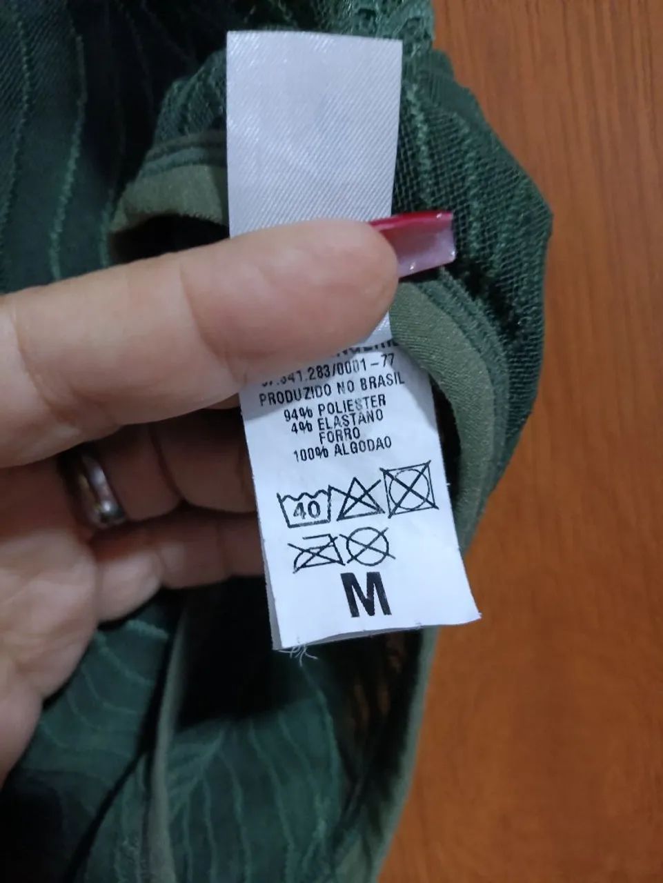 Body feminino de renda na cor verde da marca HARDY - Foto 5