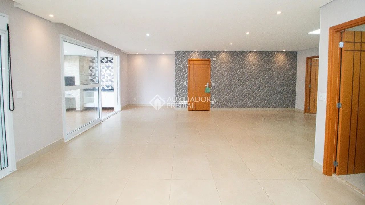 Apartamento 3 quarto(s), no bairro Centro