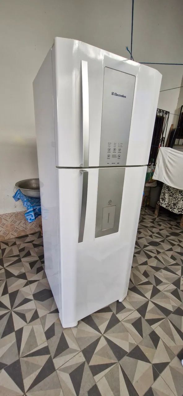 Envelopamento de geladeira 