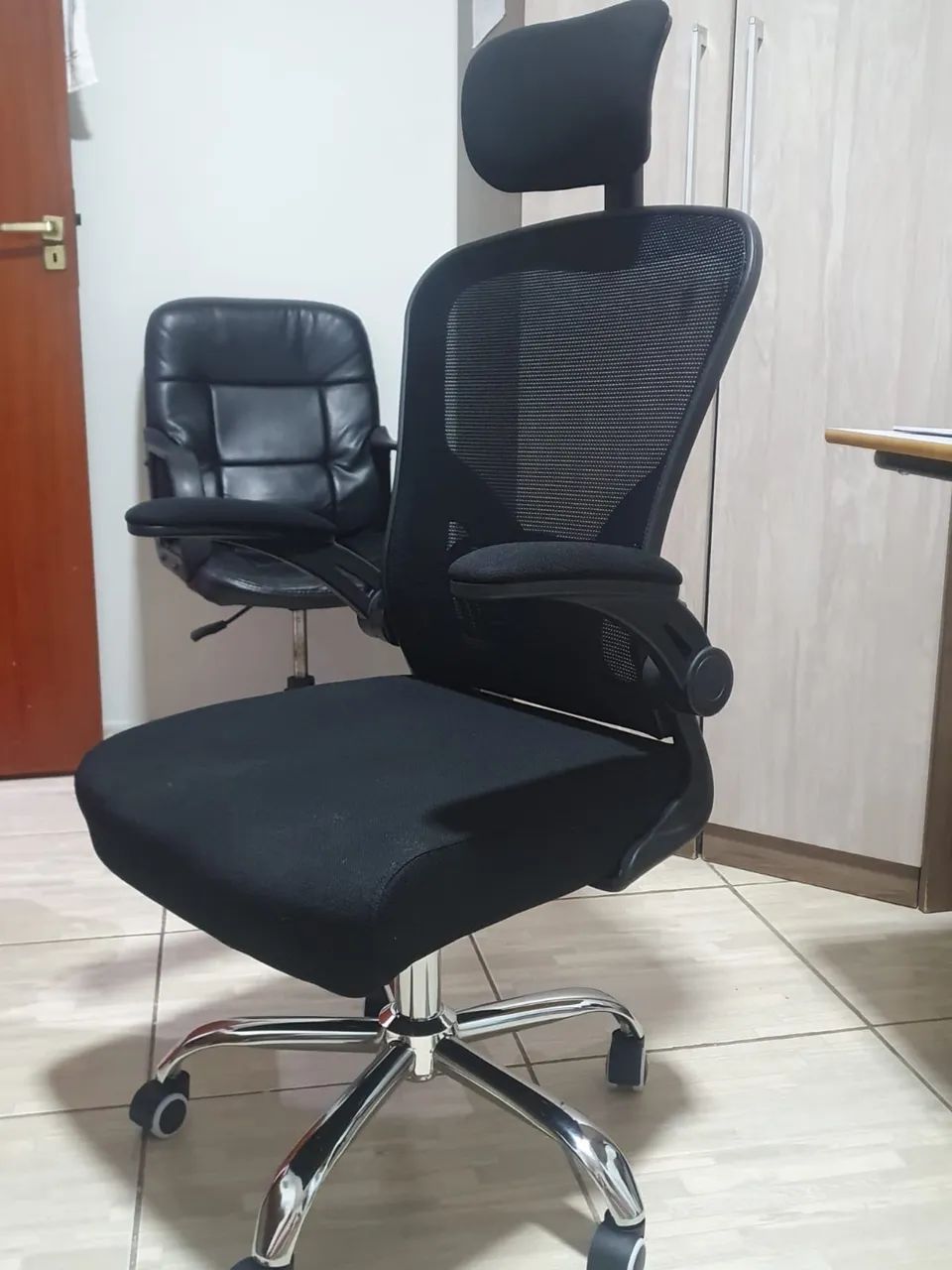 Cadeira de escritório ergométrica 