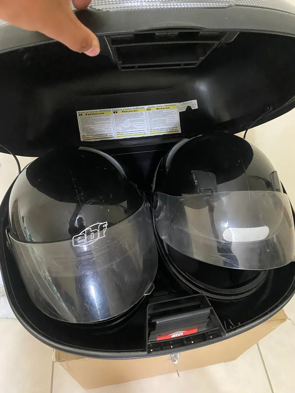 Baú givi + suporte de fixação  - Foto 3