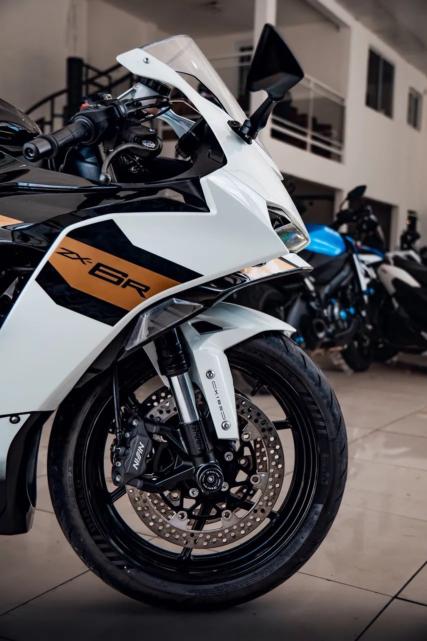 Kawasaki Zx-6r 636cc 2026 - 1527650545 | OLX