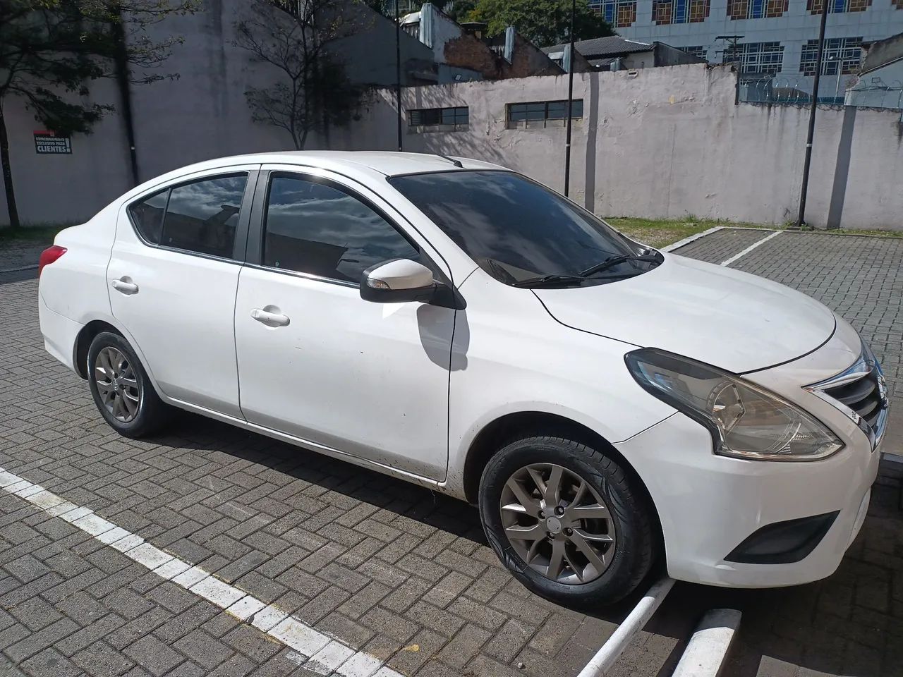 Nissan Versa SV 1.6 16V 2020